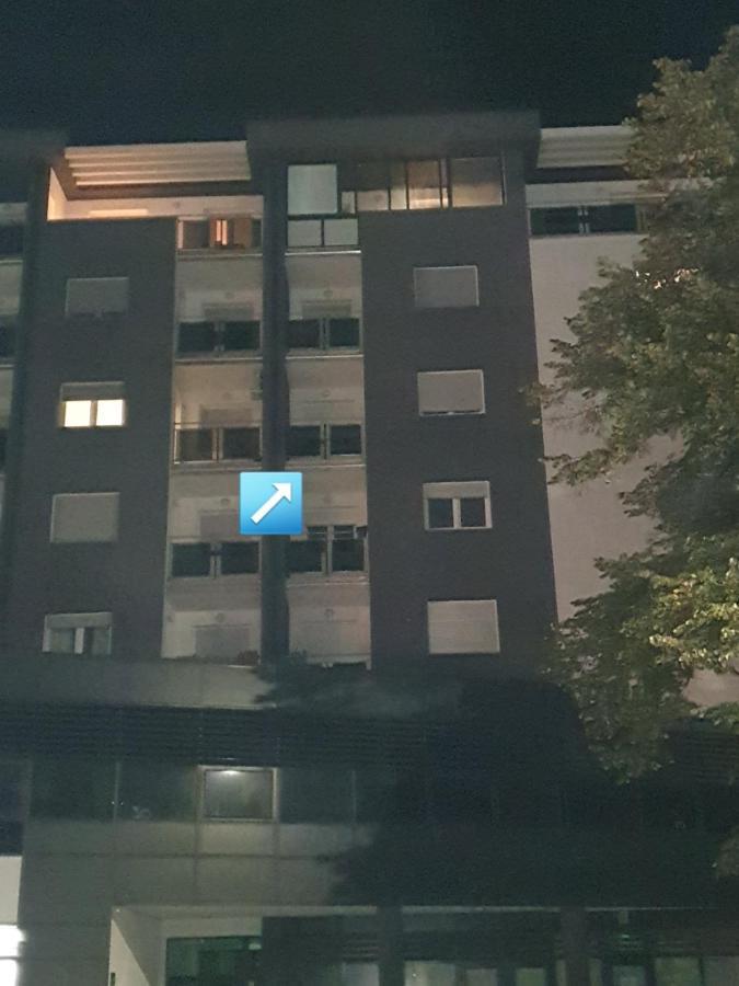 Apartman Basic 2 Doboj Luaran gambar